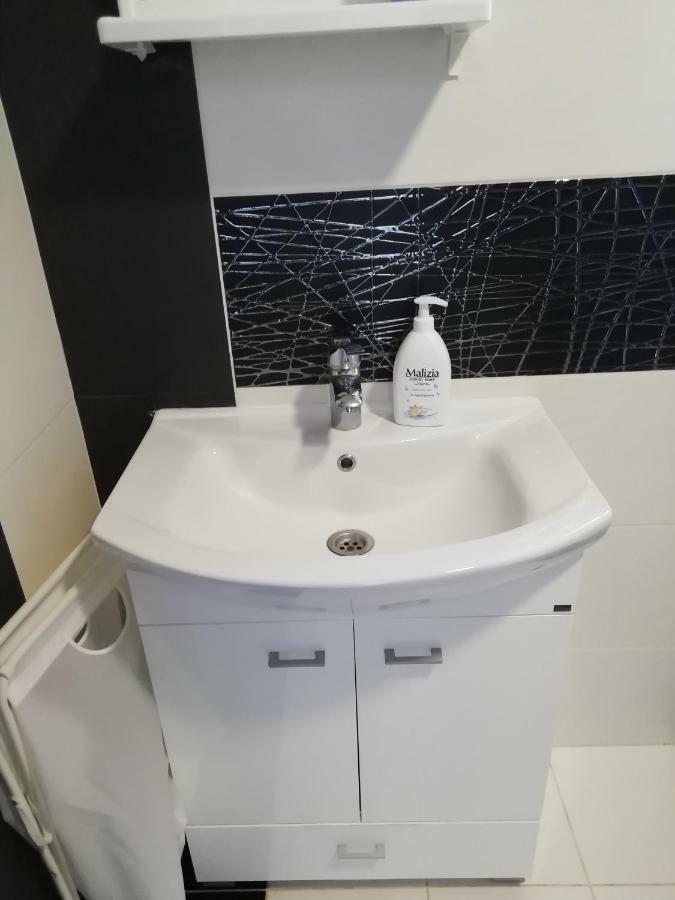 Apartman Marinkovic Dobra Voda Luaran gambar
